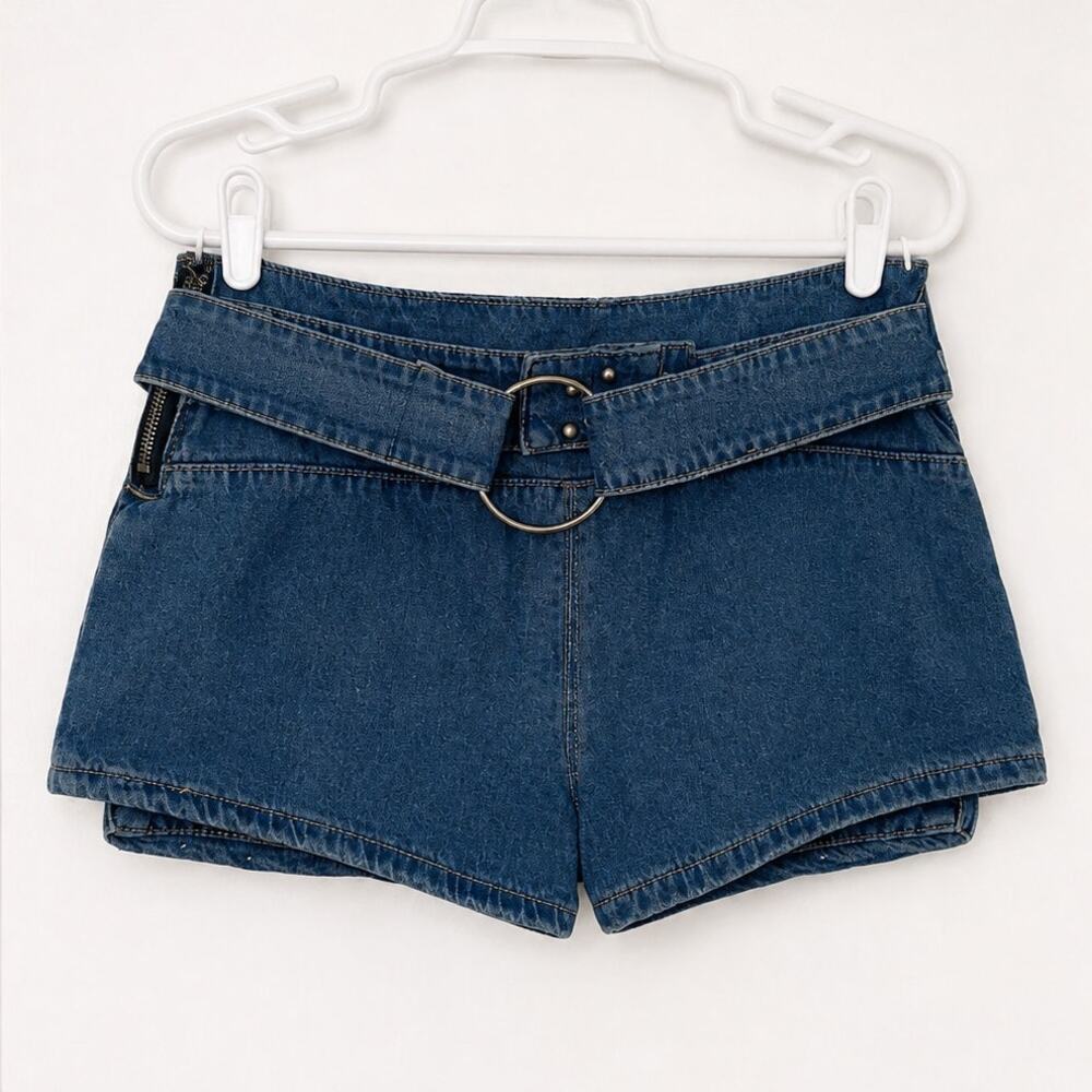 Indigo Rein Pretty Reckless Denim Micro Shorts Size 3/25 Belted Studded Y2K NWT